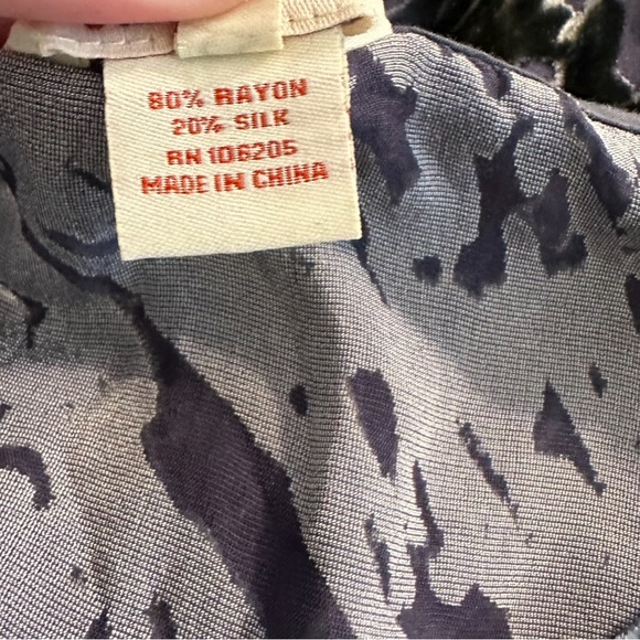 New SUNDANCE Velvet Riches Burnout Peplum Blouse Top Shirt Blue Green Silk Yello - Picture 10 of 12